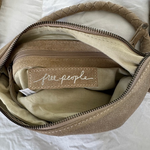 Free People Beige Suede Moon Shoulder Bag 🌙 - Picture 4 of 9